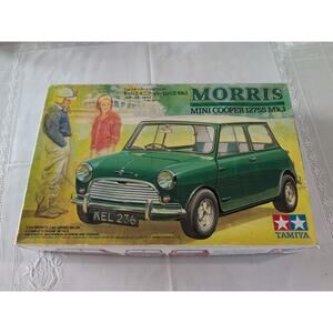 Tamiya 1275S Mk.1 Mini Cooper‎ Model Kit in Box New Old Stock.